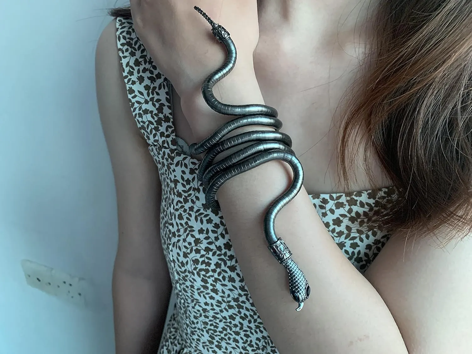 LAKIYOYO Bendable Snake Bracelet for Women Adjustable Punk Snake Choker - Flexible Multi-Purpose Medusa Necklace Hollween Jewelry